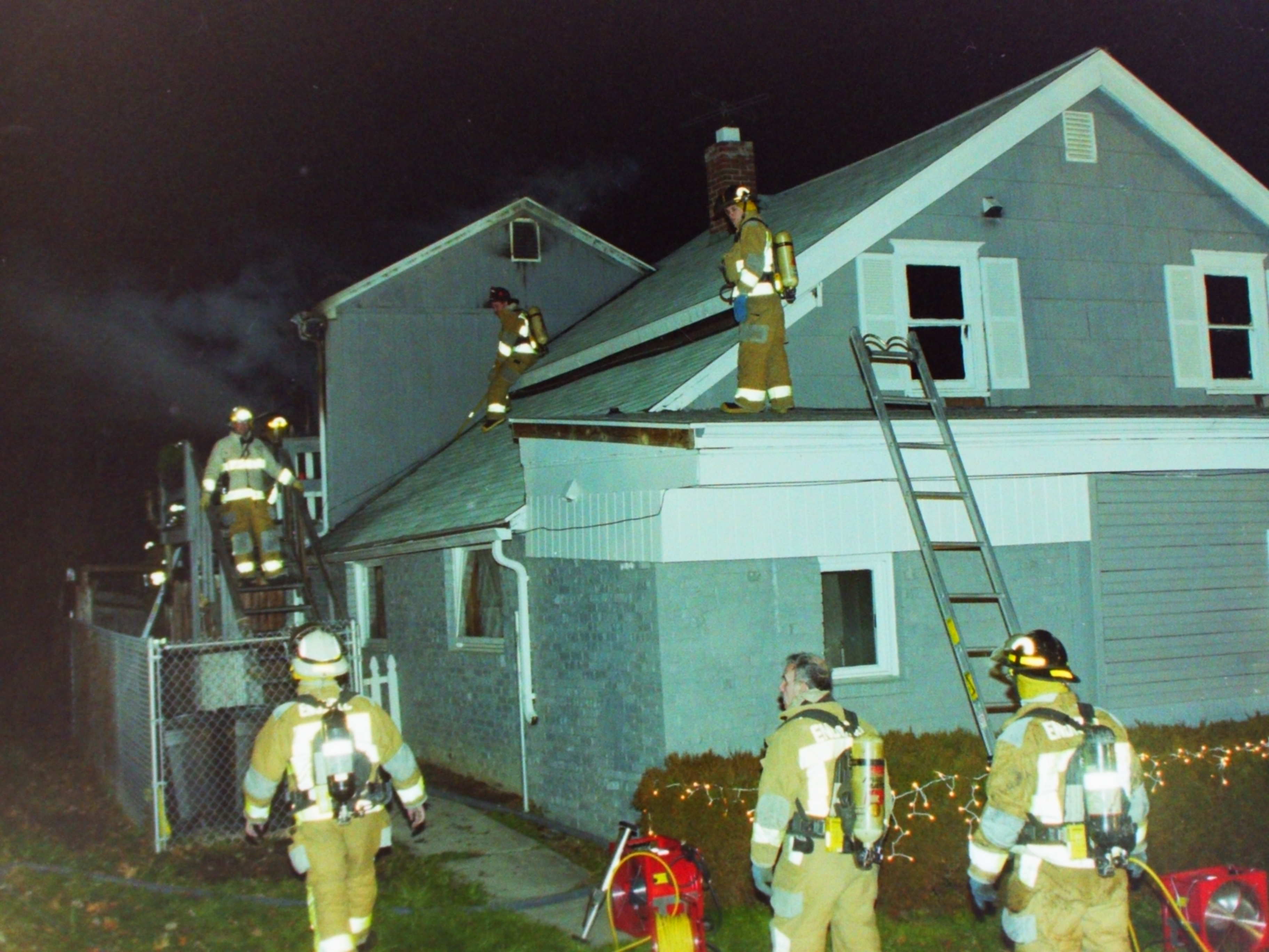 12-23-01  Response - House Fire Smith Drive